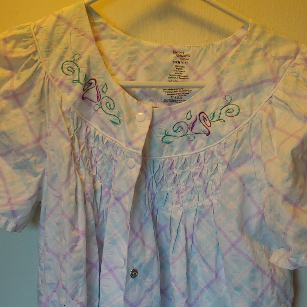 S ch Secret treasures nightgown